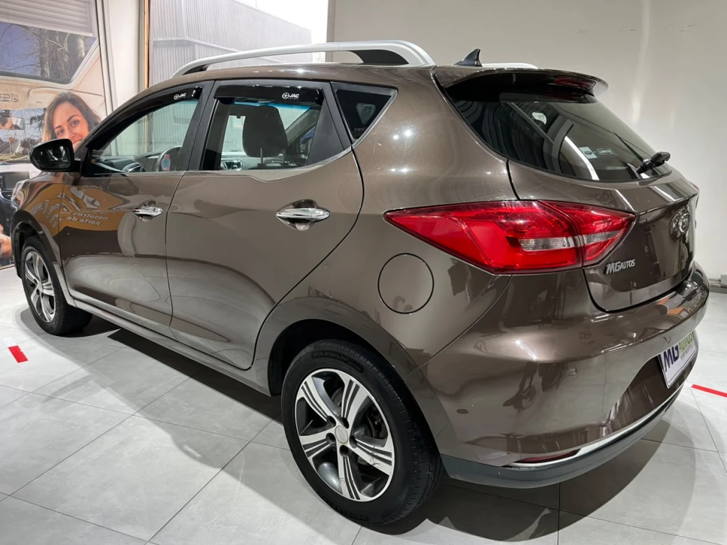 imagen 0 de vehiculo con id 2213